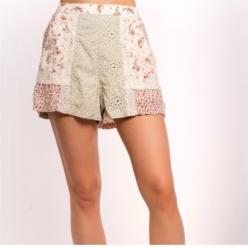 American Eagle Outfitters Floral Patchwork Set - Picture 3 of 8